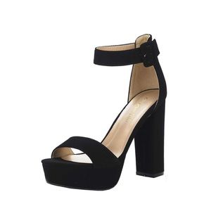 NWOT Dream Paris Platforms